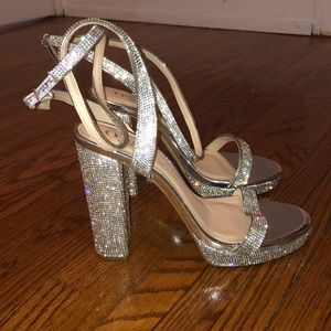 HALLOWEEN 🎃🎃Sparkle sequin strappy block heels